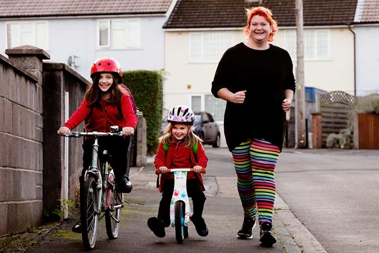 Laura and her girls on their active school run in Hartcliffe.